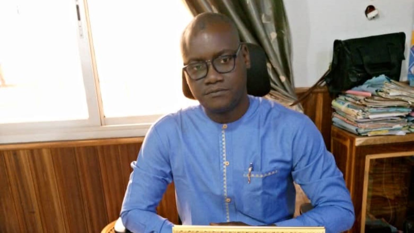 Pour son leadership, sa vision stratégique et son engagement envers l'excellence, le chef de bureau des domaines de Kati, M. Samba Sangaré est distingué du trophée Top Management 2023.