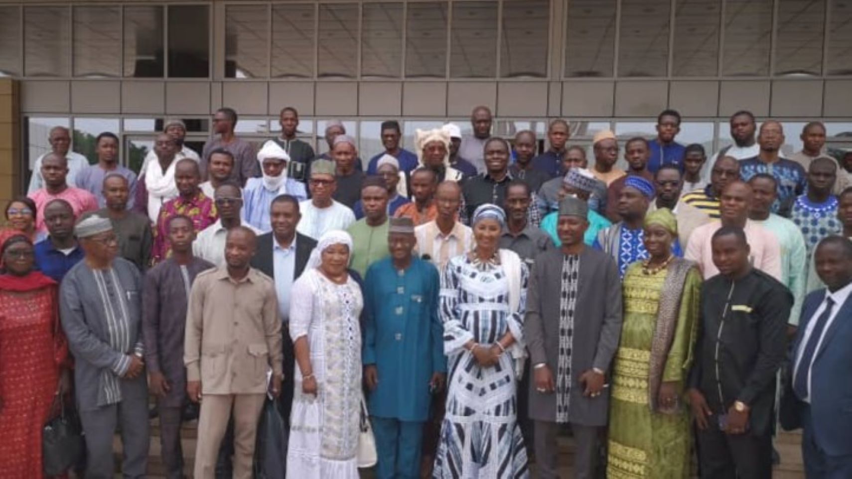 L'objectif de cette rencontre était de renforcer leur engagement commun et leur dévouement à l'amélioration continue des ingénieurs. Il s'agissait également de faire le point sur leur parcours, leurs réussites et les défis à venir.