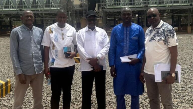 Cette mission, qui n'est pas une première, avait pour dessein de permettre à la CANAM de recenser de manière exhaustive les employés de chaque structure visitée, de sensibiliser ceux qui ne sont pas encore immatriculés à l'AMO, d'informer les assurés de leurs droits concernant l'AMO, ainsi que d'orienter les gestionnaires des ressources humaines sur les démarches à suivre avec les nouveaux employés.