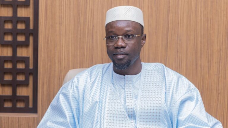 À sa sortie d'audience, il a déclaré : "Tout panafricain doit avoir un seul et unique objectif : réunir les Africains malgré nos divergences."