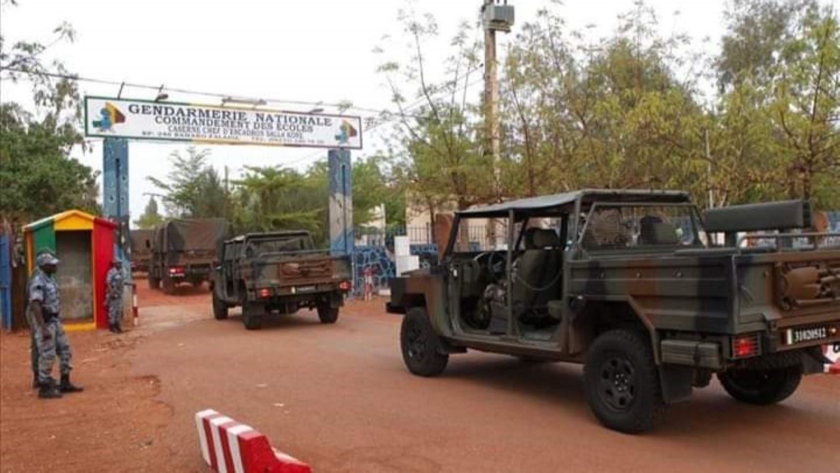 La Commission Nationale des Droits de l’Homme (CNDH) a appris avec consternation et une profonde affliction les attaques barbares perpétrées à Bamako, contre l'Ecole de la Gendarmerie nationale et autres sites sensibles de Bamako, le mardi 17 septembre 2024.