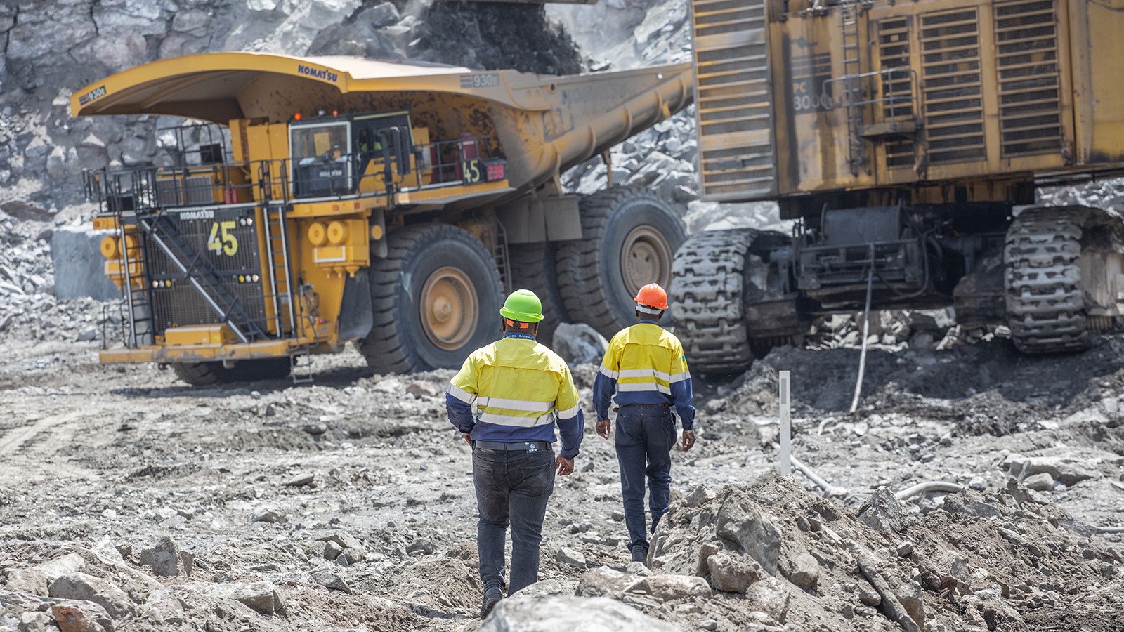 Le ministre de l'Economie et des Finances et le ministre des Mines informent l'opinion publique nationale et internationale que le groupe Barrick Gold n'a pas honoré les engagements auxquels il a souscrit dans l'accord conclu et dont la mise en œuvre a commencé le 04 octobre 2024.