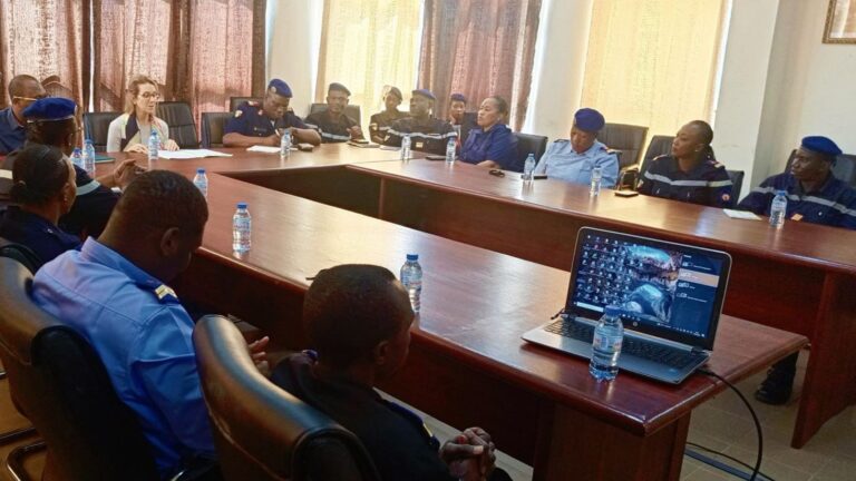 enquêteurs de la Protection Civile