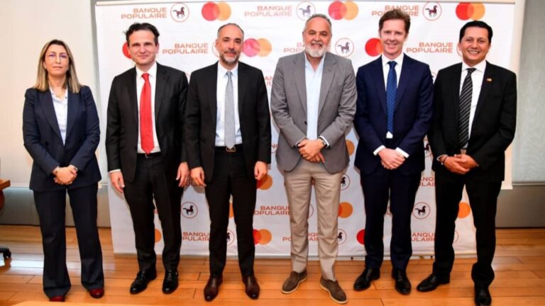 En collaboration avec Mastercard, le Groupe BCP utilisera les capacités de transfert d’argent de Mastercard Move pour optimiser les paiements transfrontaliers destinés à ses clients, qu’ils soient particuliers ou entreprises. Ce partenariat vise à offrir des paiements transfrontaliers quasi instantanés, traçables, sécurisés et rentables vers et depuis les nombreux marchés où le Groupe BCP est présent en Afrique