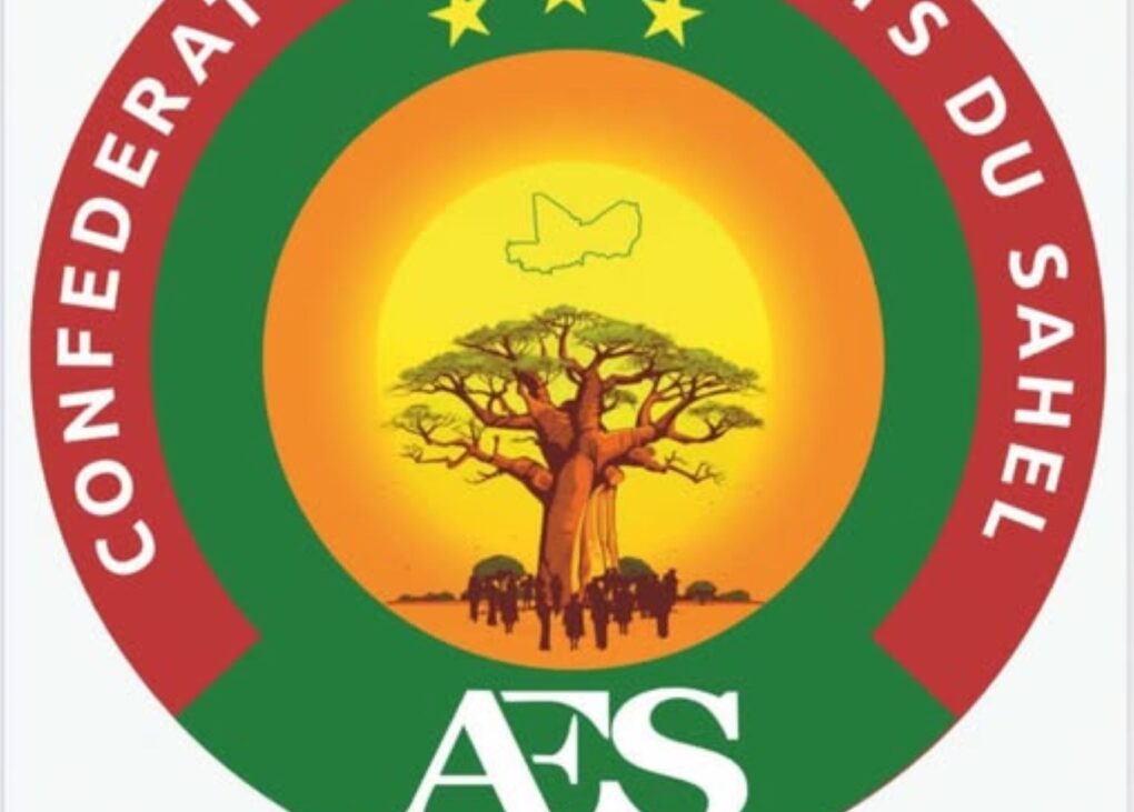 La validation de ces outils de communication marque une avancée significative dans la mise en place d’une stratégie médiatique solide pour l’AES. Le logotype et la charte graphique, symboles de l’unité et de la vision commune des trois nations, seront prochainement dévoilés.