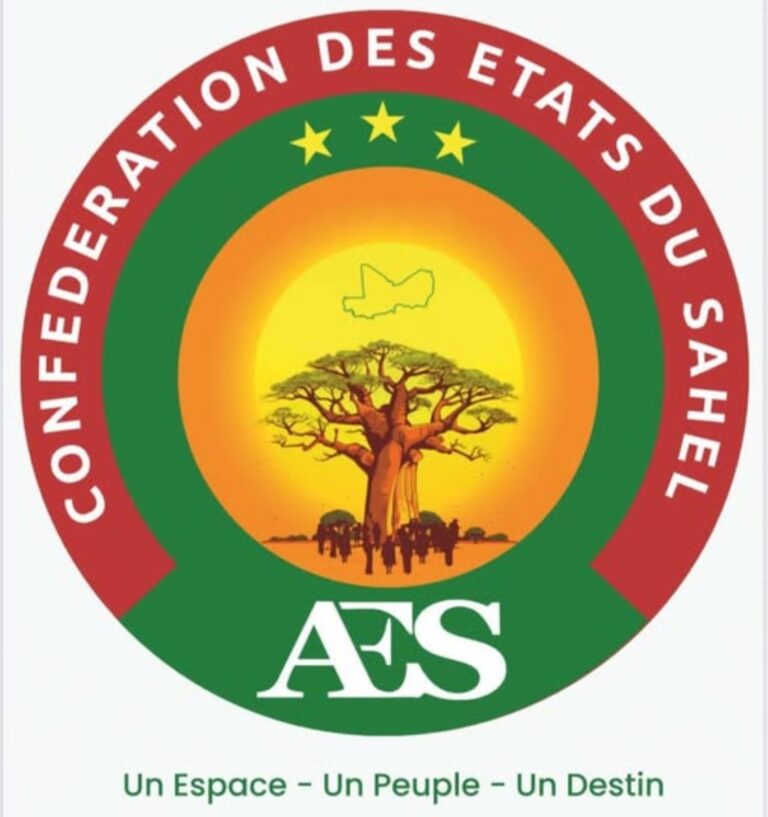 La validation de ces outils de communication marque une avancée significative dans la mise en place d’une stratégie médiatique solide pour l’AES. Le logotype et la charte graphique, symboles de l’unité et de la vision commune des trois nations, seront prochainement dévoilés.
