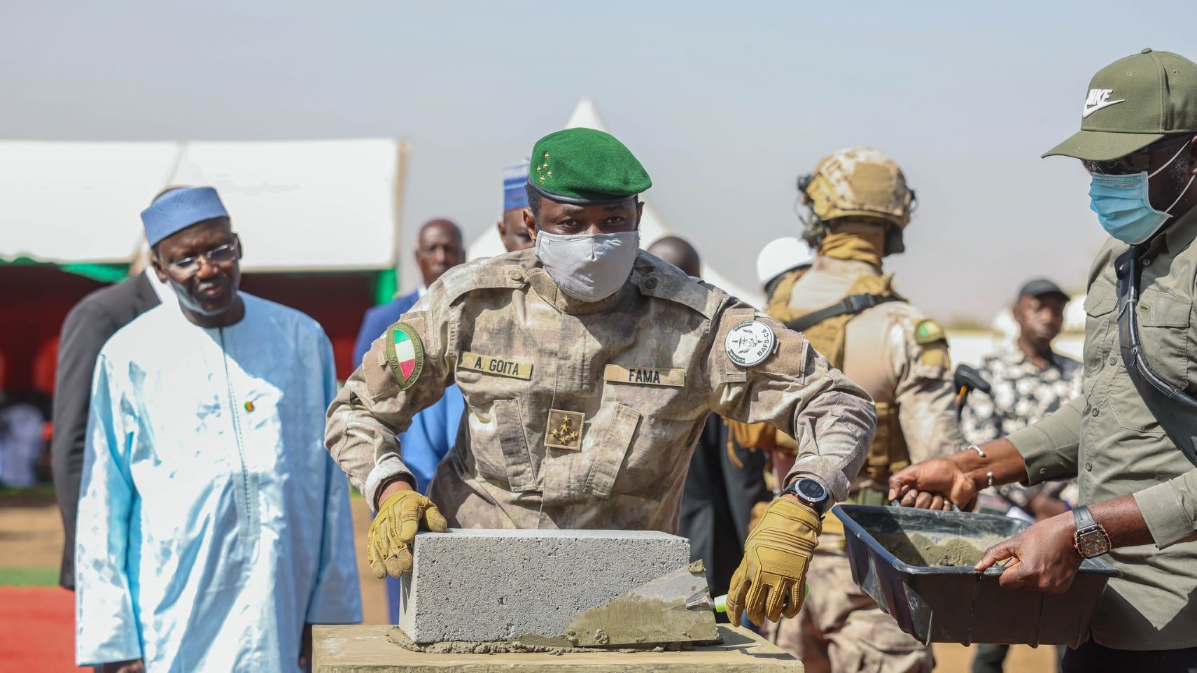Le Président de la Cour Suprême, Dr Fatoma Théra, a salué cette initiative comme une preuve de l’engagement du Chef de l’État envers la bonne gouvernance et la reddition des comptes. « La réalisation de ce projet, malgré les contraintes budgétaires et les priorités de l’État, démontre la volonté politique constante de doter notre pays d’institutions fortes, crédibles et fiables, à la hauteur des attentes des citoyens », a-t-il déclaré.