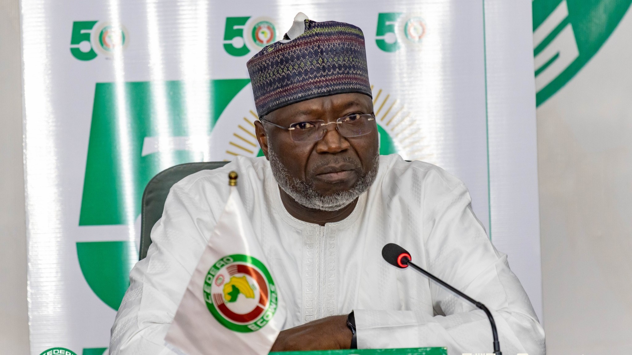 C'était la principale information fournie lors de la conférence de presse tenue le même jour à Abuja, au Nigeria, par le Président de la Commission de la CEDEAO, Dr. Omar Alieu Touray.