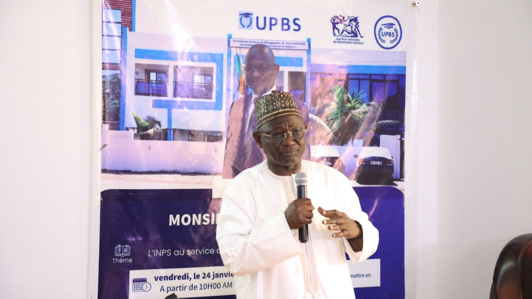 La “Salle Ousmane Karim Coulibaly” devient désormais un espace dédié à la réflexion stratégique, aux conférences et aux initiatives visant à former les élites de demain. Ce geste symbolique met en lumière les valeurs de solidarité et d’innovation sociale incarnées par M. Coulibaly, tout en soulignant son engagement pour un Mali inclusif et solidaire.