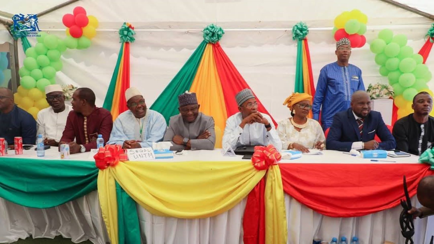 Pour le secrétaire général de la section syndicale UNTM de l’INPS, Dr Boulkassoum DICKO, cette assemblée était placée sous trois (3) signes : le signe du sursaut, de l’engagement patriotique et de l’union, ainsi que la cohésion et la vigilance. Il invite ainsi la nouvelle génération de l’INPS à être engagée, intègre, loyale et surtout exemplaire dans leur travail, car le syndicalisme est l’exemple du travailleur modèle.