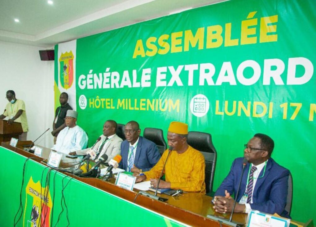 Lors de cet exercice, les membres statutaires de la FEMAFOOT ont adopté à l'unanimité le budget 2025 de la FEMAFOOT qui s'élève à plus de 3,1 milliards de francs CFA.