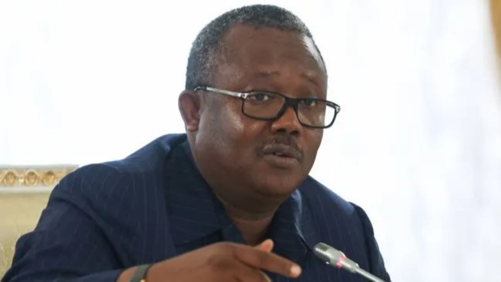 Cependant, la situation a pris une tournure inattendue lorsque le président Umaro Sissoco Embalo a exprimé son hostilité à la présence de la mission et a formulé des menaces d’expulsion. « Nous ne permettrons pas d’ingérence étrangère dans nos affaires internes », aurait déclaré le chef de l’État bissau-guinéen, selon une source diplomatique.