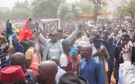 Les partis politiques pour la Constitution condamnent fermement les manœuvres graves et irresponsables visant à provoquer des affrontements violents entre les Maliens lors de leur rassemblement prévu demain, vendredi 9 mai 2025, au Monument de l'Indépendance de Bamako.