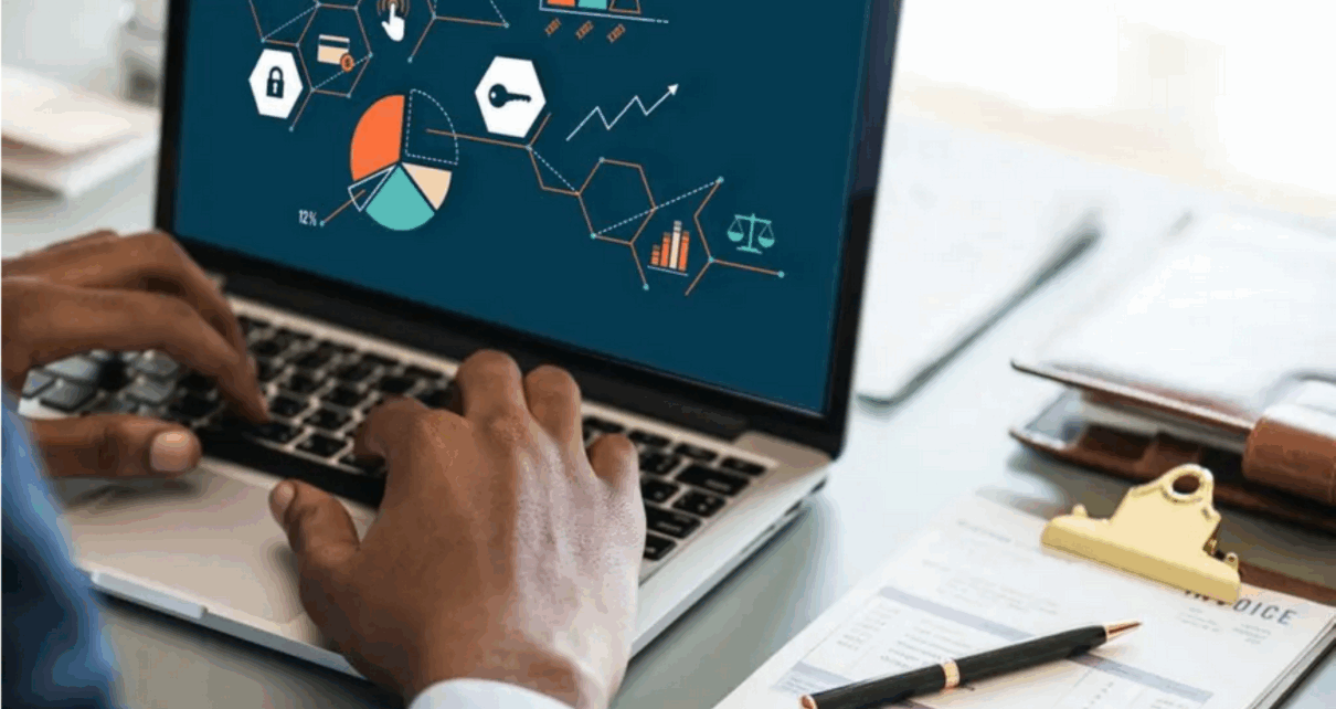Le logiciel de gestion de l’état civil et le système de gestion intégré des ressources humaines SIGRH procurent de nombreux avantages à en croire les experts. Près de cinq mois après sa création, l’Agence nationale de Sécurisation des actes d’état civil développe en relation avec le centre de traitement des données de l’état civil (CTDEC, une application destinée aux structures de santé et à l’état civil. Une action qui s’inscrit dans le cadre de sa mission d’identification des moyens électroniques, la conception, la production et l’authentification des actes d’état civil à savoir naissance, mariage et décès. L’application est présentée au membre du comité de pilotage de la digitalisation de l’administration présidé par le Premier ministre, Chef du gouvernement.