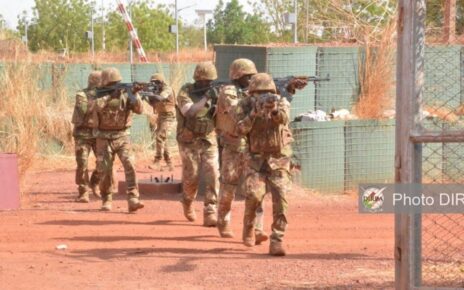 Ces actes sont commis par une coalition de groupes armés terroristes de toutes obédiences, disposant d'appuis internes et externes notamment d'ordre opérationnel, logistique, financier et informationnel.
