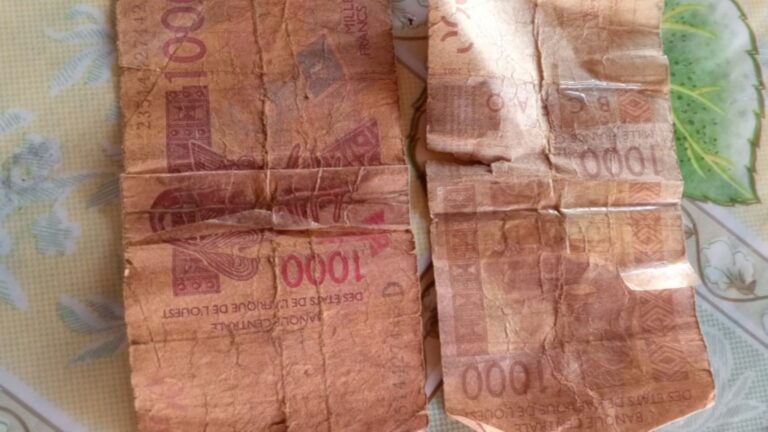 Nous informons le grand public de l'ouverture, à l'Agence Principale de la BCEAO à Bamako, d'un guichet dédié aux échanges des billets et pièces mutilés, altérés ou détériorés, à compter du mardi 15 juillet 2025.