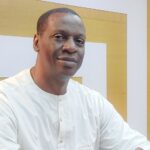 L’économiste malien n’a pas mâché ses mots : « C’est la guérilla économique actuellement », a-t-il lancé avec gravité, dénonçant la stratégie des groupes armés de s’en prendre directement aux moteurs économiques du pays.