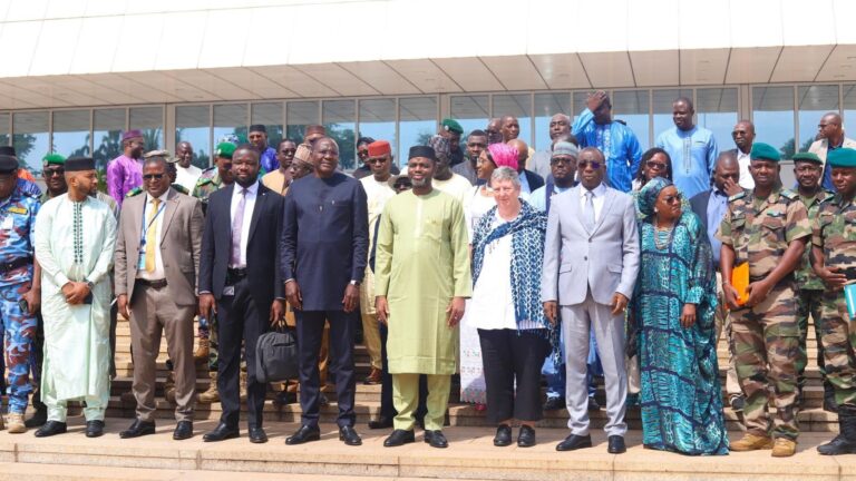 Ces sessions de formation constituent un cadre d’immersion et de partage d’expériences, permettant aux acteurs judiciaires de maîtriser pleinement les nouvelles dispositions afin d’assurer une application équitable et efficace de la loi