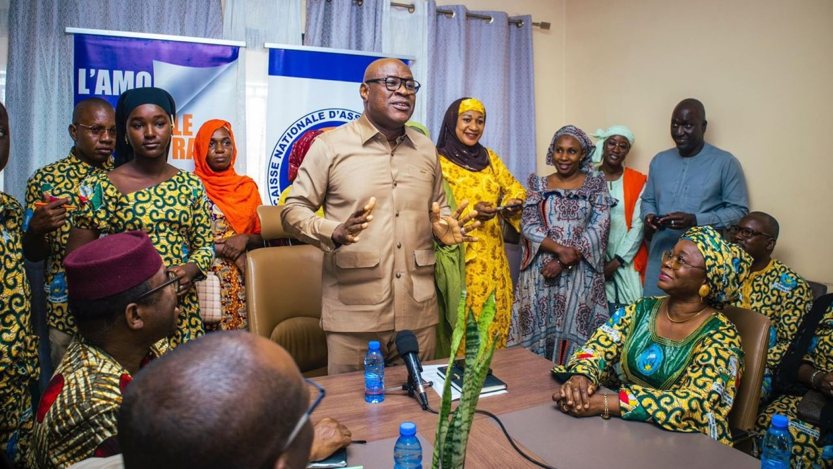 Le but était de s’imprégner des missions de l'institution, notamment la gestion de l’Assurance Maladie Obligatoire (AMO)depuis la phase de pré immatriculation jusqu’à la production des cartes, en passant par les prestations offertes et les taux de prise en charge appliqués.