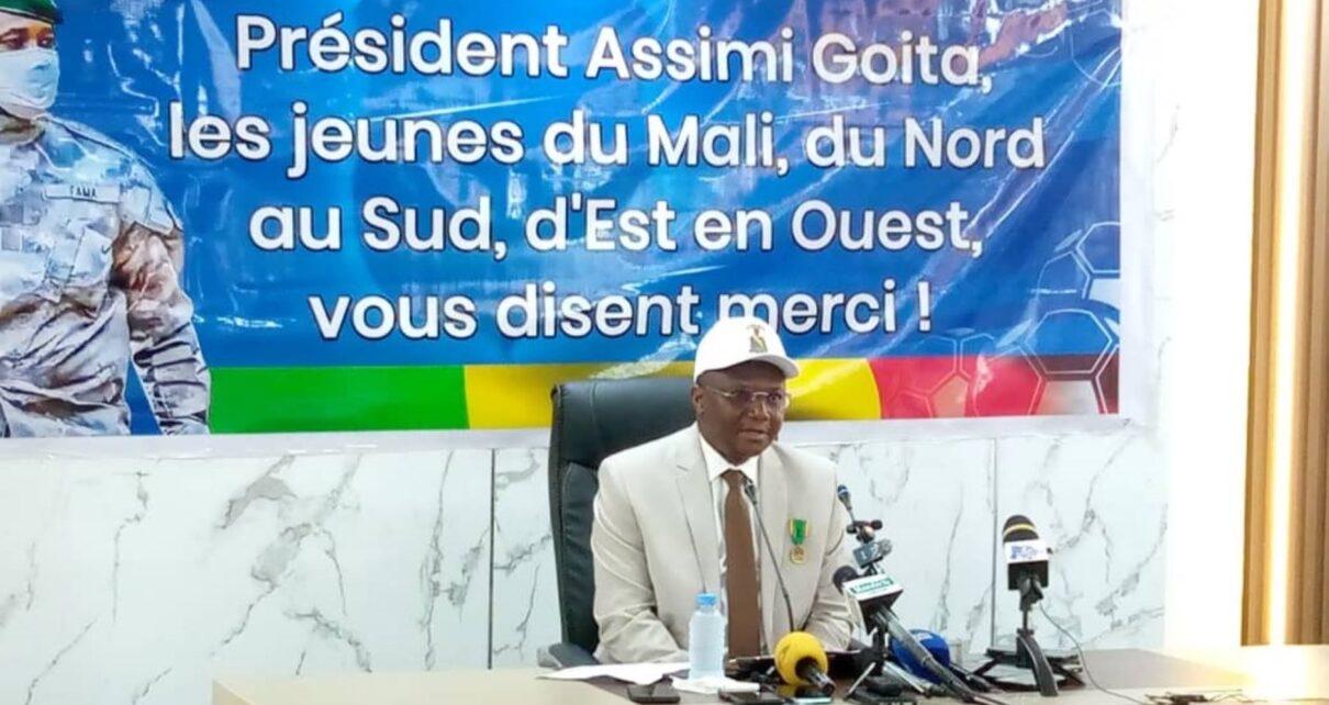 Le football est un puissant facteur d’union et d’épanouissement, un instrument de paix, de développement et de solidarité, une activité qui permet de véhiculer et de cultiver des valeurs sociales importantes telles que l’esprit d’équipe, le respect de l’autre, la fraternité et le fair-play