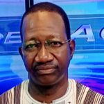 Autorité morale et fédérateur, il a été également l’une des portes voix les plus crédibles du M5 RFP, mais puis que la révolution finit toujours par manger ses fils les plus émérites il a été le premier à être broyé par la machine infernale du Comité National pour le salut du peuple, CNSP ou encore la branche militaire du coup d’Etat.