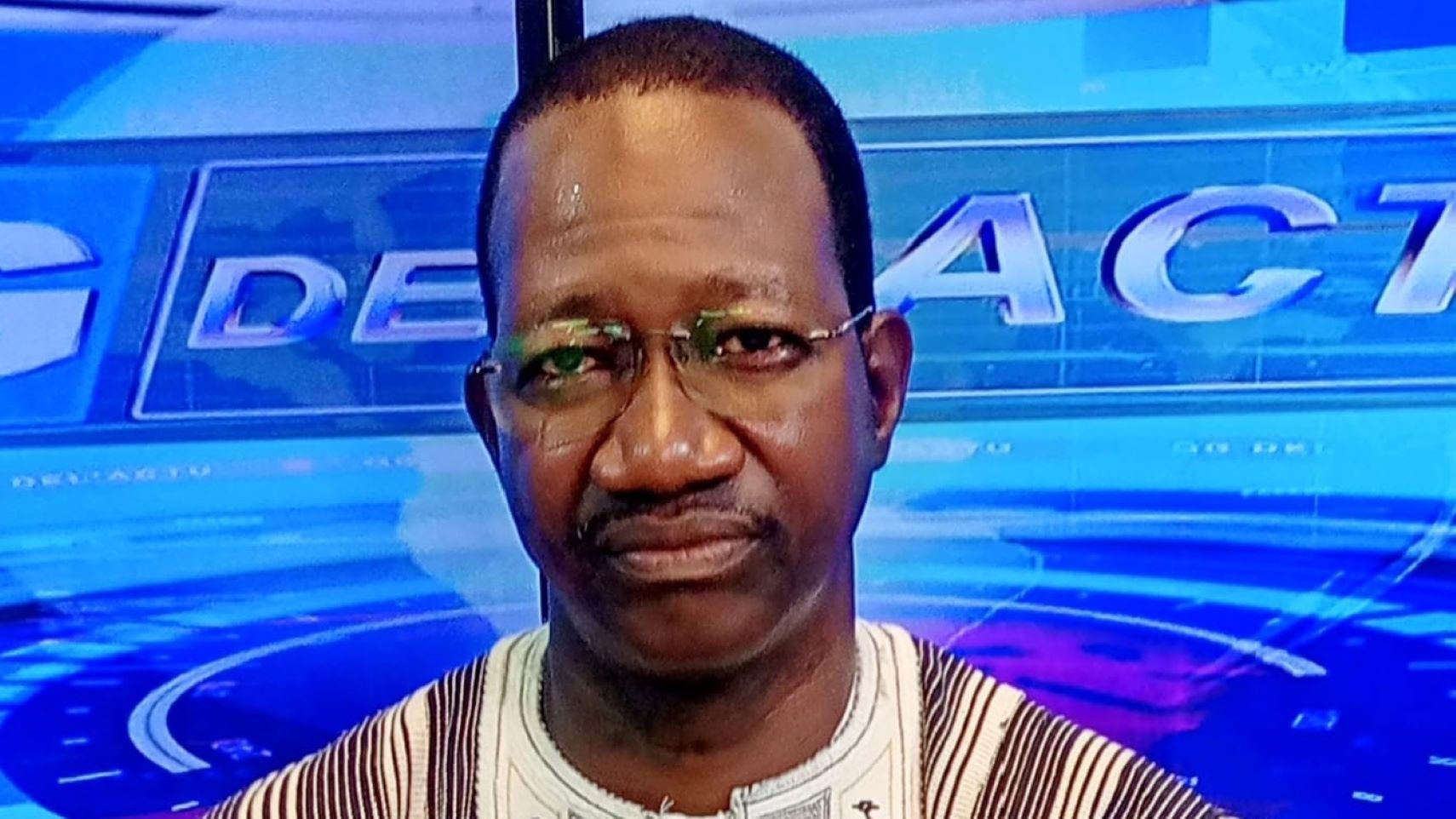 Autorité morale et fédérateur, il a été également l’une des portes voix les plus crédibles du M5 RFP, mais puis que la révolution finit toujours par manger ses fils les plus émérites il a été le premier à être broyé par la machine infernale du Comité National pour le salut du peuple, CNSP ou encore la branche militaire du coup d’Etat.