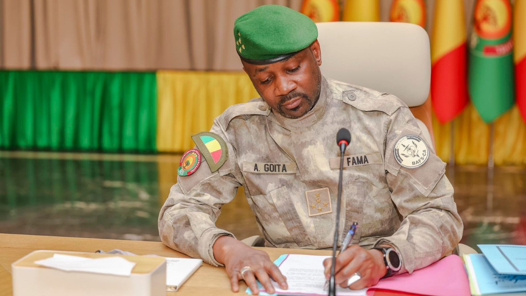 Après examen des points inscrits à l’ordre du jour, le Conseil a adopté des projets de texte, procédé à des nominations et entendu des communications.