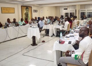 Placé sous le thème percutant : « Changement politique et crises en Afrique de l'Ouest : Que peut faire la culture ? », ECOFEST Dakar 2025 promet d'être une plateforme essentielle pour explorer le rôle vital de la culture dans la résilience, la médiation et la construction de la paix face aux défis politiques et aux crises qui secouent la sous-région. L'événement ambitionne de mettre en lumière la richesse et la diversité du patrimoine ouest-africain tout en explorant des solutions culturelles aux enjeux contemporains.