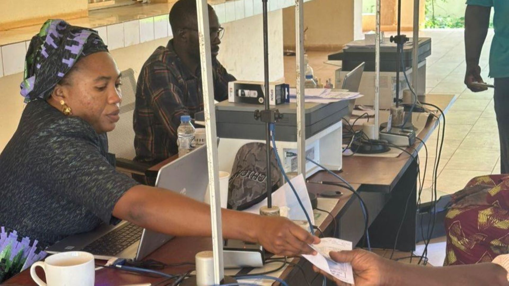 Cette opération s’inscrit dans le cadre des efforts continus de l’INPS pour améliorer la gestion des pensions, renforcer la transparence et garantir le service aux bénéficiaires dans les meilleures conditions. Les pensionnés de la région sont invités à collaborer pleinement avec les agents pour faciliter la vérification et la mise à jour de leurs informations.