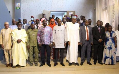 Cette rencontre technique, prélude indispensable à la réunion des Ministres des Affaires étrangères du 26 novembre, visait à examiner et à valider les projets d’instruments juridiques, ainsi que les rapports d’activité et de perspectives de l’AES. Ces documents cruciaux formeront l'ossature des décisions soumises aux Chefs d'État