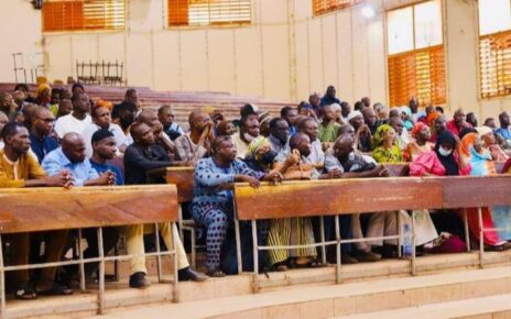 Dans une démarche visant à garantir la transparence absolue et l'équité de ce processus de sélection, le ministre a rappelé l'importance du respect strict des consignes régissant le déroulement des épreuves.