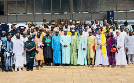 Le document, véritable feuille de route pour la décennie à venir, met en évidence des propositions concrètes pour améliorer la gouvernance judiciaire, renforcer le contrôle interne, moderniser les infrastructures, digitaliser les procédures et promouvoir la transparence dans la gestion du service public de la justice.