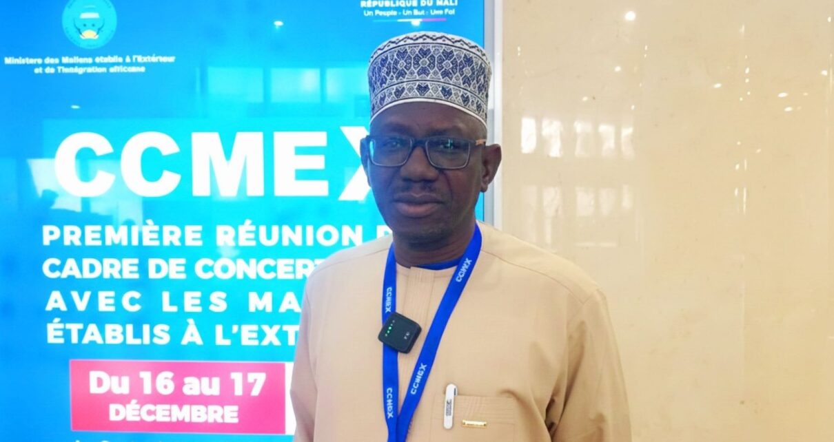 Cette initiative, portée par le ministre des Maliens établis à l’Extérieur et de l’Intégration africaine, M. Moussa Ag Attaher, vise à instaurer un cadre structuré et pérenne de dialogue avec la diaspora malienne, afin de renforcer la cohésion, l’unité et la confiance entre les acteurs de la gouvernance migratoire.