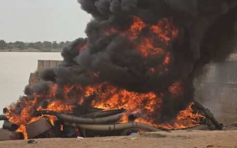 Les pratiques illicites d’extraction sur les cours d’eau constituent une source croissante de dégradation des écosystèmes au Mali, alertent plusieurs observateurs nationaux. Dans le cadre de cette lutte écologique, le ministère de l’Environnement a lancé une vaste campagne contre le dragage illégal dans la région de Koulikoro.