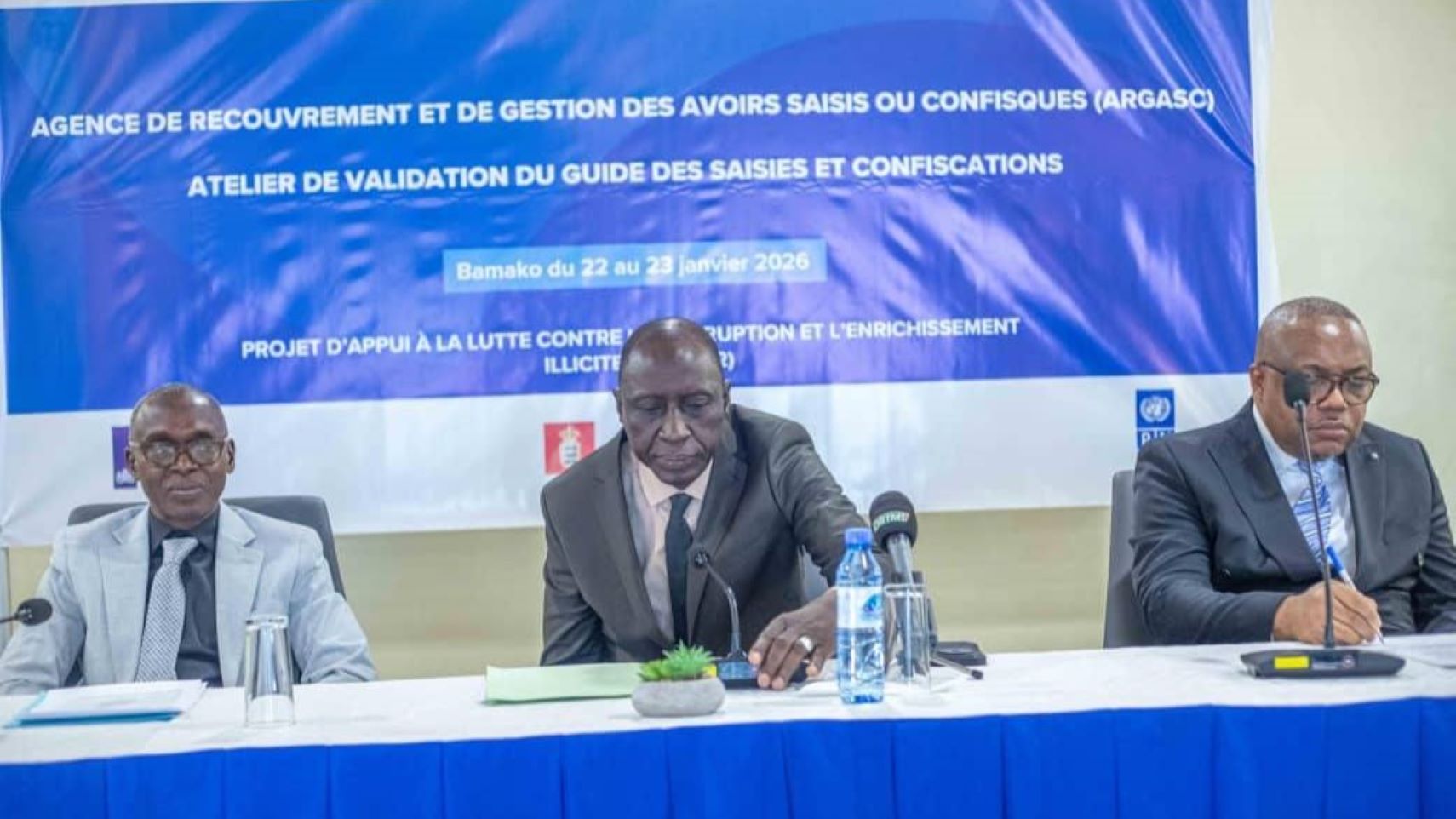 L’atelier s’inscrit dans le cadre du Projet d’Appui à la Lutte Contre la Corruption et l’Enrichissement Illicite, phase 2 (LUCCEI 2), piloté par le PNUD. À travers cette initiative, les partenaires entendent renforcer les capacités institutionnelles de l’ARGASC et consolider l’arsenal juridique et opérationnel du Mali dans la lutte contre la délinquance économique et financière.