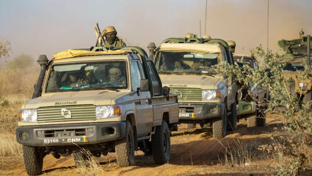 Pour l’année 2026, le ton est à l'offensive. Il y aura l’intensification des opérations sur l'ensemble du territoire national, le renforcement des effectifs et redéploiement stratégique et la construction de nouveaux camps pour ancrer durablement la présence de l'État.