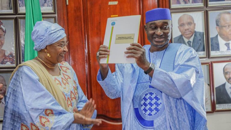 L’INPS occupe une place de choix dans le dispositif du développement social. Nous allons prendre en compte les directives, les observations, les instructions qui sont dans la feuille de route, a affirmé Idrissa Bakary Diarra, soulignant l'engagement de l'institution à jouer pleinement son rôle dans le développement social du Mali.