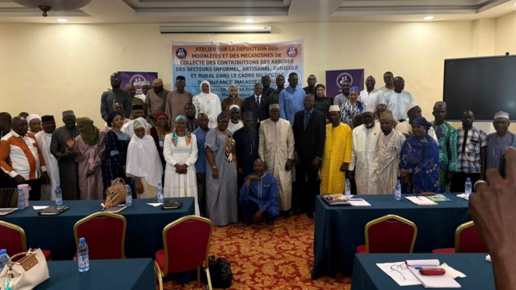 Le RAMU vise à améliorer l’accessibilité et la qualité des services de santé tout en garantissant la soutenabilité financière du système grâce à des mécanismes solidaires au profit des plus vulnérables.