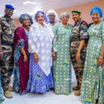 Le Médecin-Colonel Ismael MACALOU chef de service Psychiatrique de la polyclinique militaire de kati, représentant son directeur général, a pour sa part, magnifié cette initiative en soulignant l’importance d’une meilleure appropriation des mécanismes du RAMU et des notions de la prescription rationnelle par les médecins militaires particulièrement les prescripteurs, acteurs clés du dispositif national.