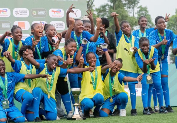 Attribuée au Royaume en octobre 2024, la compétition devait initialement se dérouler du 17 mars au 3 avril 2026. Cependant, face à des "circonstances imprévues" évoquées par l’instance dirigeante du football africain, une reprogrammation est apparue nécessaire.