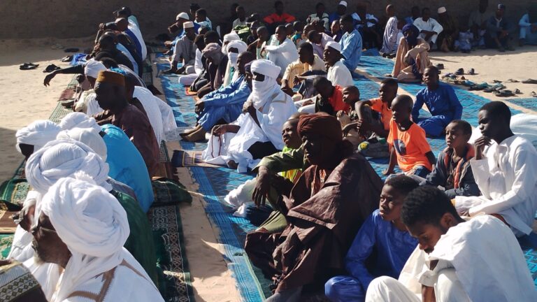 Le ministre des Affaires religieuses, du Culte et des Coutumes, se fondant sur la délibération de la Commission nationale d'Observation de la Lune, porte à la connaissance de la Communauté musulmane du Mali que le croissant lunaire CHAWWAL ou « SELI N'TJINI KALO » a été aperçu dans plusieurs localités du pays, à la date du mercredi 18 mars 2026. Par conséquent, le mois lunaire CHAWWAL ou « SELI N'TJINI KALO » débute au Mali le jeudi 19 mars 2026.