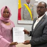 À ce jour, la passation de service entre le bureau sortant et le nouveau bureau fédéral n’a toujours pas eu lieu. Cela fait maintenant plus d’un mois que nous sommes dans l’attente. Nous sommes convoqués, puis renvoyés. On nous demande de venir, puis de revenir. Cette situation nous fait perdre un temps extrêmement précieux, alors que les urgences s’accumulent.