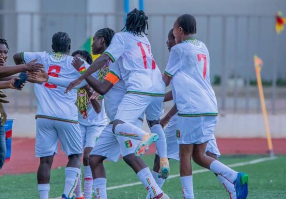 Les signaux positifs existent : un vivier de joueuses de qualité, des clubs qui s’accrochent malgré les contraintes, des compétitions qui émergent par séquences, et une sélection nationale qui a prouvé qu’elle pouvait exister sur la scène continentale.