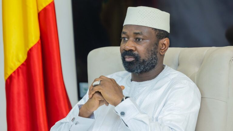 Que Dieu, dans Sa bienveillance et Sa miséricorde infinies, exauce les vœux formulés pour le Mali et les Maliens, et qu'Il bénisse les prières offertes en cette occasion solennelle. Bonne fête de Pâques, dans un Mali uni, réconcilié et prospère.