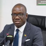 Actuel ministre de l’Administration territoriale et de la Décentralisation, Issa Ousmane Coulibaly cumulera désormais ses fonctions ministérielles avec cette nouvelle responsabilité stratégique. Cette nomination intervient dans un contexte où la communication gouvernementale apparaît comme un levier essentiel pour accompagner les réformes en cours et renforcer le lien avec les citoyens.