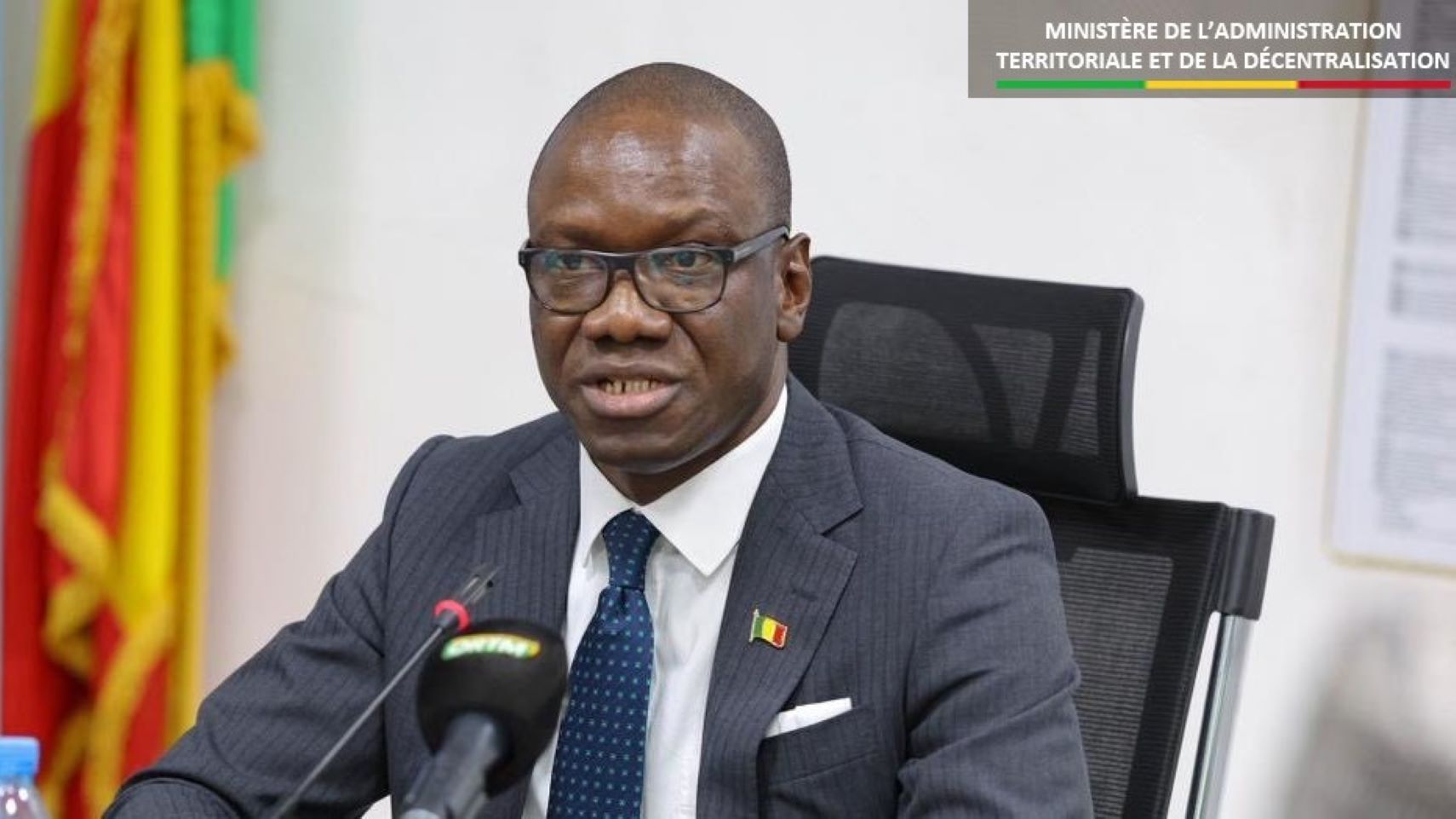 Actuel ministre de l’Administration territoriale et de la Décentralisation, Issa Ousmane Coulibaly cumulera désormais ses fonctions ministérielles avec cette nouvelle responsabilité stratégique. Cette nomination intervient dans un contexte où la communication gouvernementale apparaît comme un levier essentiel pour accompagner les réformes en cours et renforcer le lien avec les citoyens.