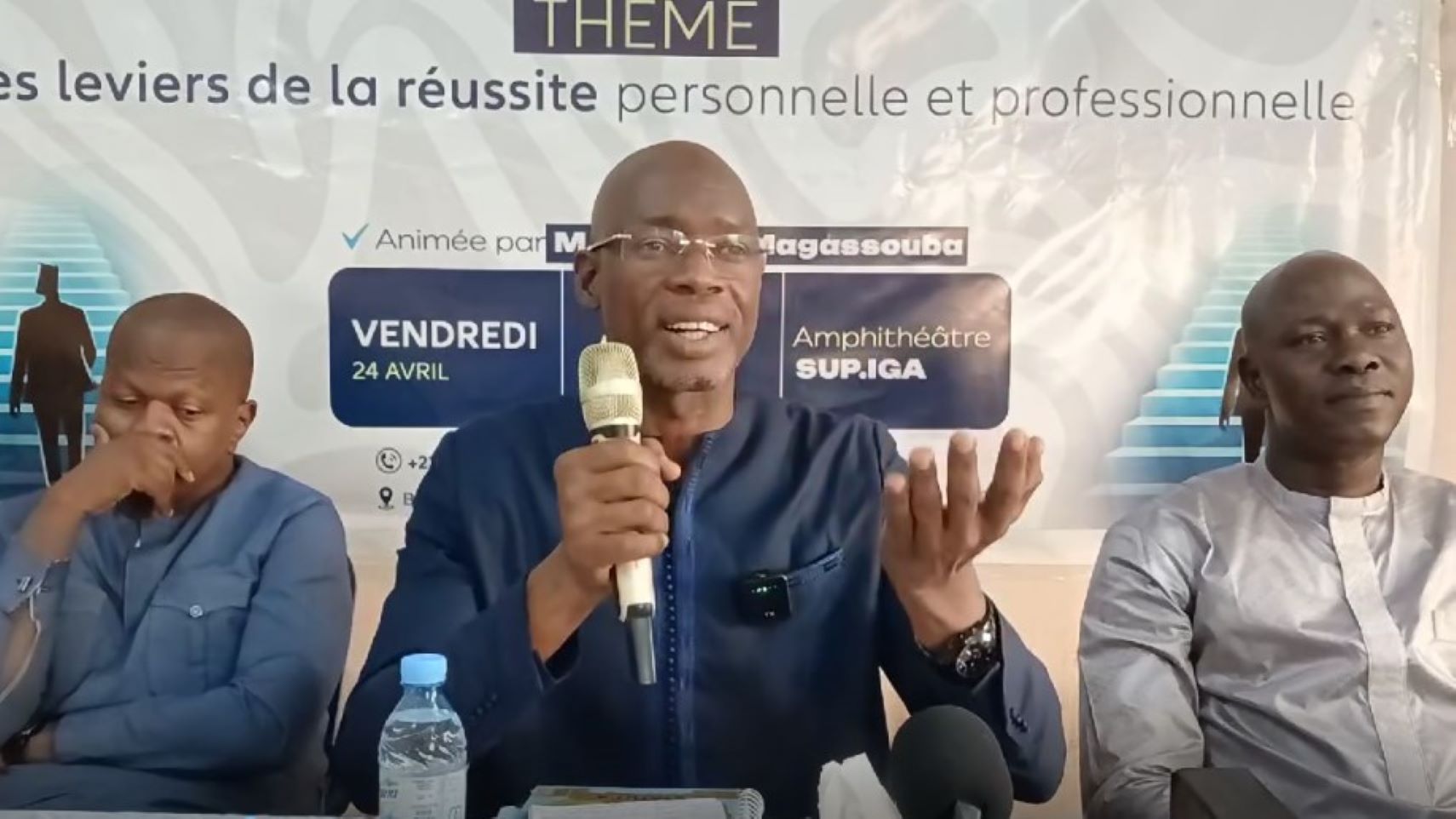 Au cœur de son intervention, Namory Magassouba a mis en avant la connaissance de soi comme socle de toute réussite. « La réussite personnelle repose sur la connaissance de ses limites et la capacité à les dépasser », a-t-il affirmé.