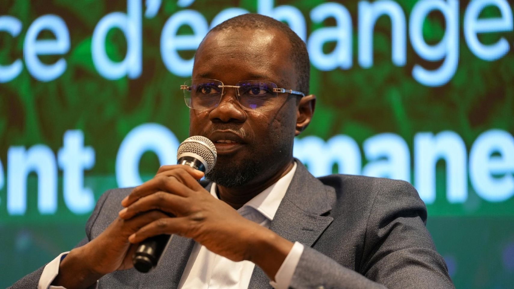 Ousmane Sonko n’a pas mâché ses mots. « Monsieur Trump n'est pas un homme de paix, c'est un homme de déstabilisation », a-t-il lancé, visant directement la politique américaine, notamment les tensions liées à l’Iran