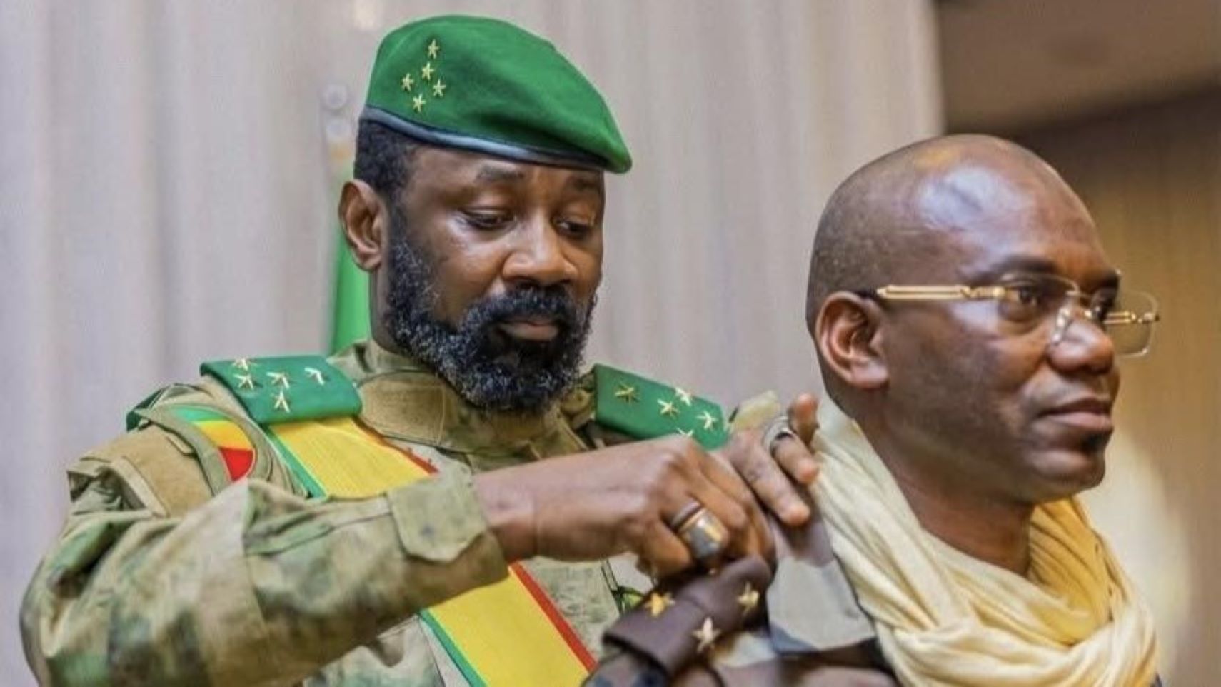 Ce valeureux officiel a servi le Mali avec loyauté, courage et dignité, avec un sens élevé du devoir à un moment où notre pays est engagé dans une lutte acharnée contre le terrorisme.