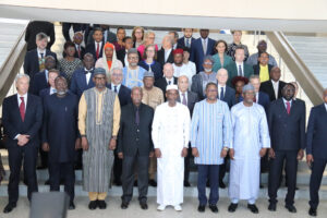 Cette initiative s'inscrit dans la poursuite de l'engagement du Togo au Sahel dans un contexte régional marqué par de profondes recompositions géopolitiques, la persistance des menaces sécuritaires et leur extension vers les États du Golfe de Guinée ainsi que l'émergence de nouvelles dynamiques institutionnelles, notamment la création de l'Alliance des États du Sahel (AES).